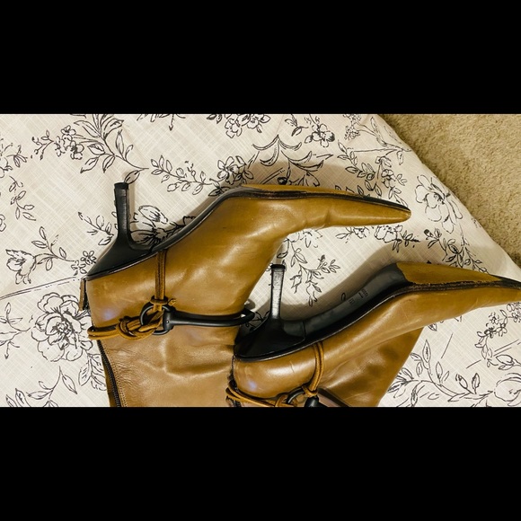 Vintage Gucci leather boots with Gucci hardware ladies size 8 1/2 Authentic - Picture 4 of 8
